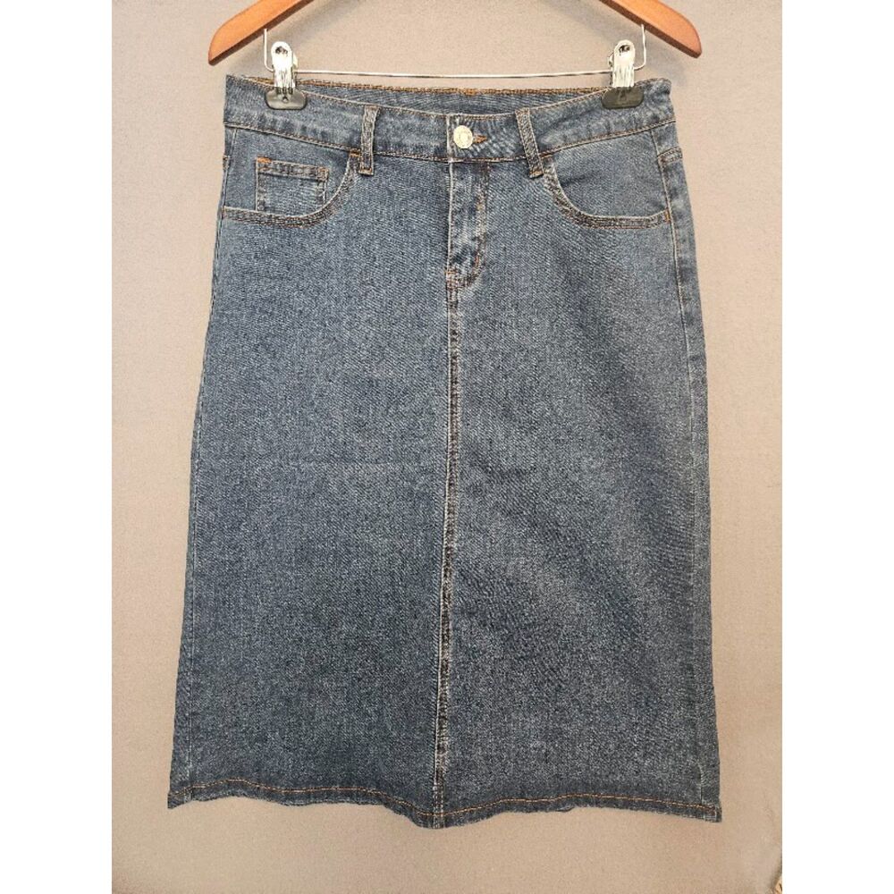 Be Girl denim skirt, size Medium